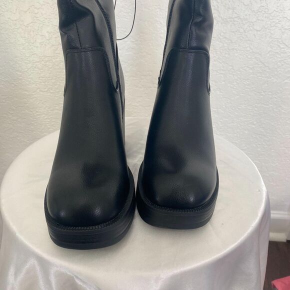 NWT Windsor Chunky Platform Black Faux Leather Wide Calf Knee High Boots US 5.5 - Picture 4 of 8